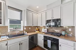 1055 Nobel Dr, Santa Cruz, CA 95060 - Photo 11