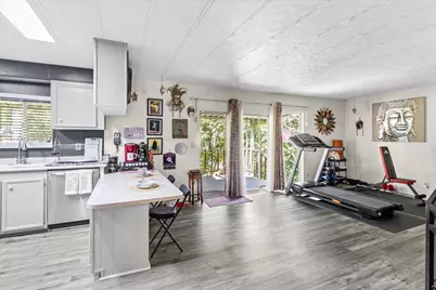 17617 Pond Derosa 29, Salinas, CA 93907 - Photo 13