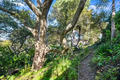 21 Colorados Dr, Millbrae, CA 94030 - Photo 47