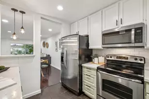 1303 Victoria Ter, Sunnyvale, CA 94087 - Photo 13