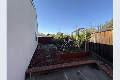 718 Webster Dr, San Jose, CA 95133 - Photo 41
