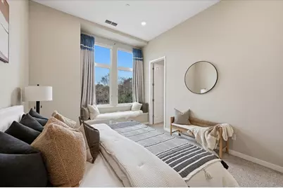 845 De Guigne Dr 2, Sunnyvale, CA 94085 - Photo 25