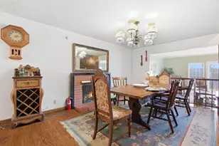 2435 Alvarado Dr, Santa Clara, CA 95051 - Photo 17