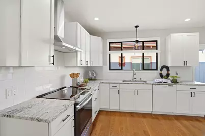 2836 Coolidge Ave, Oakland, CA 94601 - Photo 13