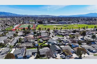 1924 Loyola Dr, San Jose, CA 95122 - Photo 29