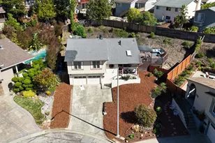 19 Elk Ct, Pacifica, CA 94044 - Photo 45