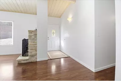 17 Los Encinos Dr, Del Rey Oaks, CA 93940 - Photo 7