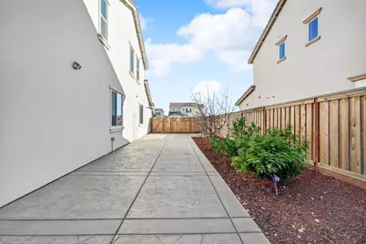 17533 Pegasus, Lathrop, CA 95330 - Photo 45