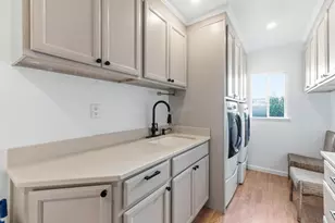 1455 Bittern Dr, Sunnyvale, CA 94087 - Photo 23