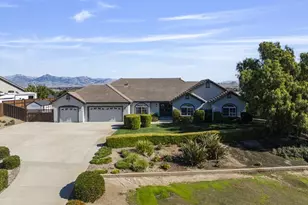 1431 Union Heights, Hollister, CA 95023 - Photo 1