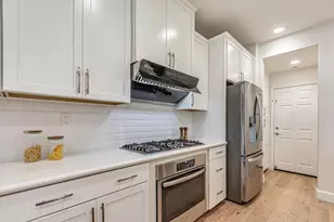 399 Charles Morris Ter, Sunnyvale, CA 94085 - Photo 11