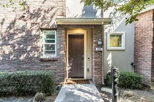 399 Charles Morris Ter, Sunnyvale, CA 94085 - Photo 5