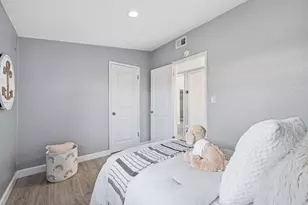 984 Fairwood Ave, Sunnyvale, CA 94089 - Photo 13