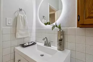 810 Emily Dr, Mountain View, CA 94043 - Photo 29