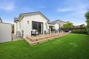 1129 Clovelly Ln, Burlingame, CA 94010 - Photo 25