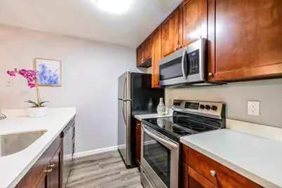 6148 Shelter Creek Ln, San Bruno, CA 94066 - Photo 3