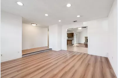 2820 Driftwood Dr, Madera, CA 93637 - Photo 5