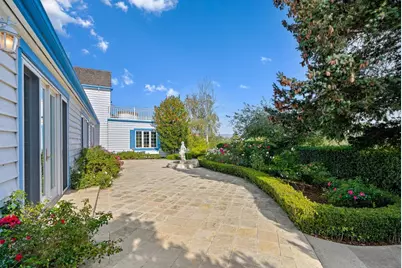 22 Hollins Dr, Santa Cruz, CA 95060 - Photo 37