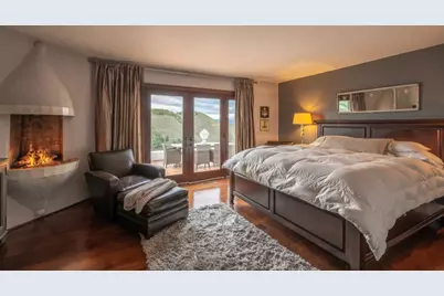 25430 Loma Robles Dr, Carmel, CA 93923 - Photo 29