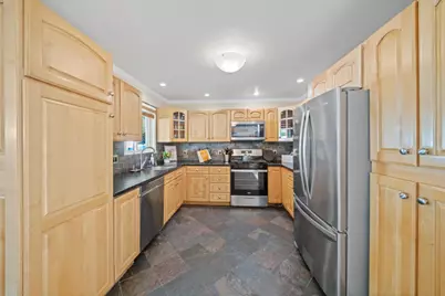 1050 Yosemite Dr, Pacifica, CA 94044 - Photo 19