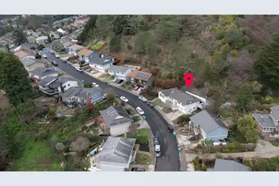 1050 Yosemite Dr, Pacifica, CA 94044 - Photo 55