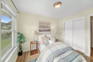 1050 Yosemite Dr, Pacifica, CA 94044 - Photo 25