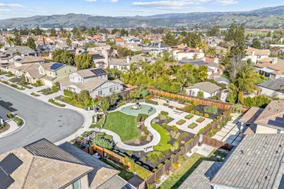 17426 Belletto Dr, Morgan Hill, CA 95037 - Photo 93