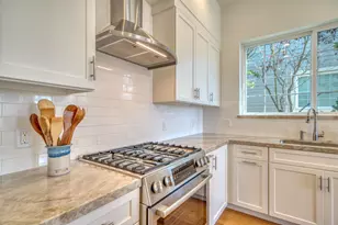 21 Merion Rd, Half Moon Bay, CA 94019 - Photo 9