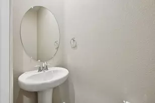 2543 Judith Resnik Ave, Sacramento, CA 95834 - Photo 9