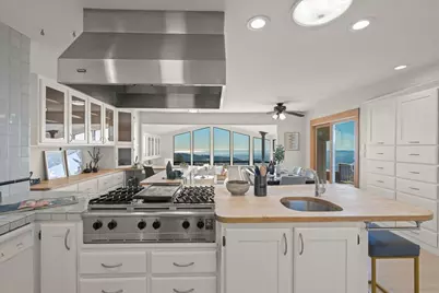 27200 Loma Prieta Way, Los Gatos, CA 95033 - Photo 23