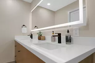 659 Meadow Creek Dr, San Jose, CA 95136 - Photo 15