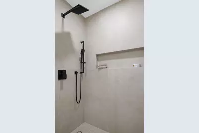 659 Meadow Creek Dr, San Jose, CA 95136 - Photo 17