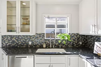 554 Richmond Ave, San Jose, CA 95128 - Photo 19