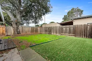 2247 Menalto Ave, East Palo Alto, CA 94303 - Photo 31