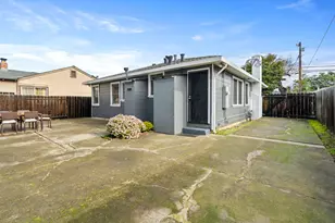 2247 Menalto Ave, East Palo Alto, CA 94303 - Photo 27