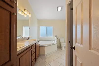 10114 Reese Cir, Salinas, CA 93907 - Photo 29