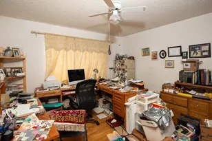 10252 Creston Dr, Cupertino, CA 95014 - Photo 9