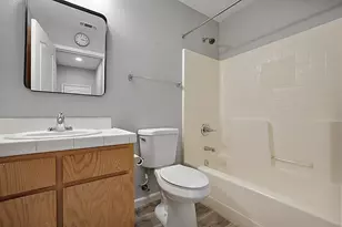 1342 Canyon Creek Dr, Newman, CA 95360 - Photo 11