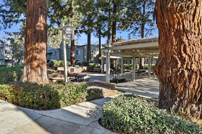 1806 Braddock Ct, San Jose, CA 95125 - Photo 37