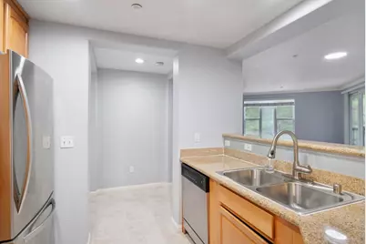 2210 Gellert Blvd 5305, South San Francisco, CA 94080 - Photo 13