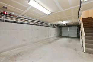 235 Laurel Grove Ln, San Jose, CA 95126 - Photo 33