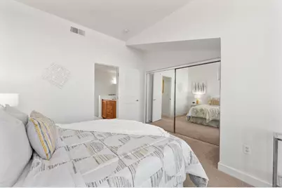 235 Laurel Grove Ln, San Jose, CA 95126 - Photo 21