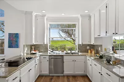 822 Seal Pointe Dr, Redwood City, CA 94065 - Photo 21