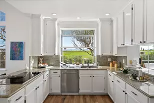 822 Seal Pointe Dr, Redwood City, CA 94065 - Photo 21