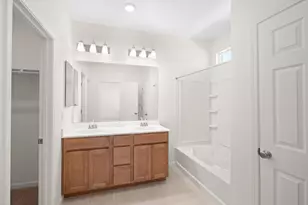 2250 Gladiola Dr, Hollister, CA 95023 - Photo 17