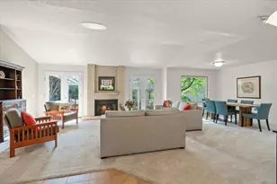 7137 Via Solana, San Jose, CA 95135 - Photo 5