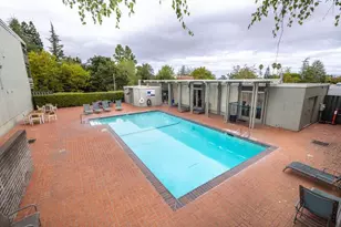 4008 Farm Hill Blvd 102, Redwood City, CA 94061 - Photo 15