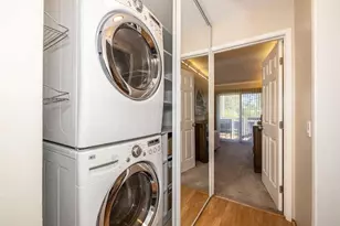 4008 Farm Hill Blvd 102, Redwood City, CA 94061 - Photo 11