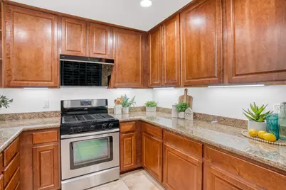 2219 Woodberry Ln, Mountain View, CA 94043 - Photo 19