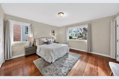 808 Winchester Dr, Burlingame, CA 94010 - Photo 17